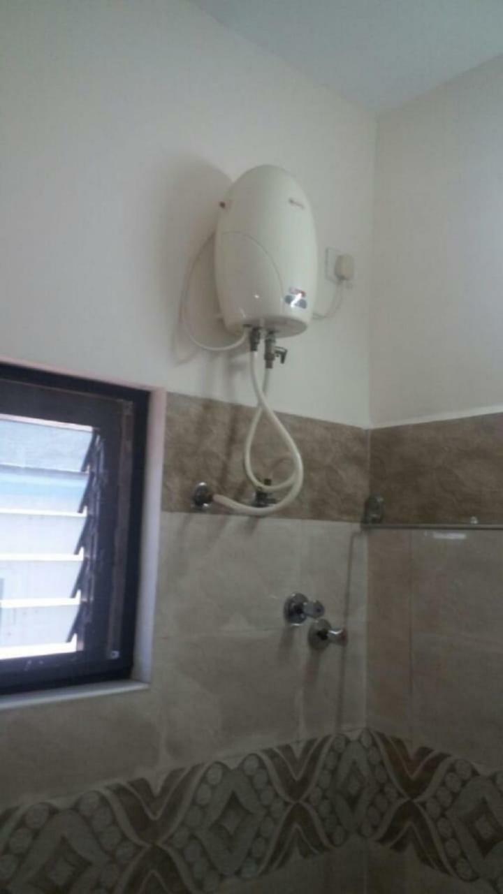 Royal Palace Hostel *
